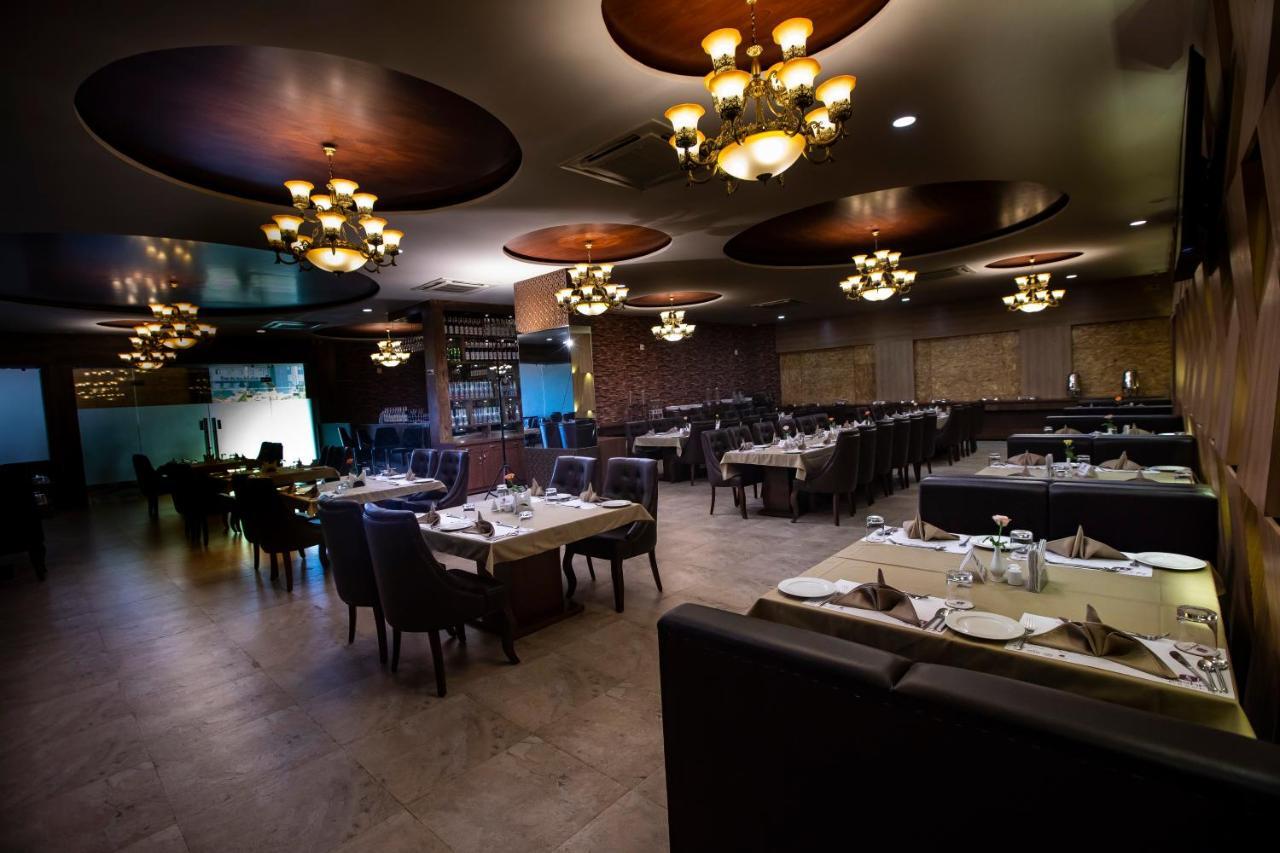 Jalashray Resort Nadiād Eksteriør bilde